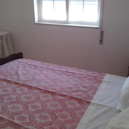 Lovely 1-bedroom In Olhos De Agua アパート アルブフェイラ