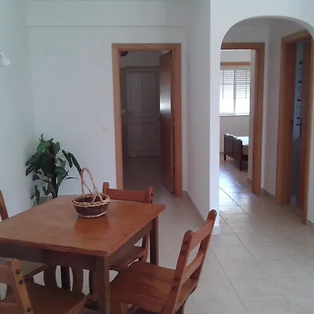 Apartament Lovely 1-bedroom In Olhos De Agua