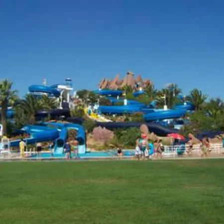 Lovely 1-bedroom In Olhos De Agua Appartement